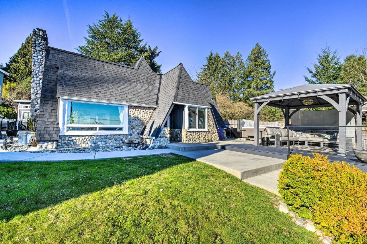 Puget Sound Cabin With Hot Tub And Water Views! Bremerton Luaran gambar