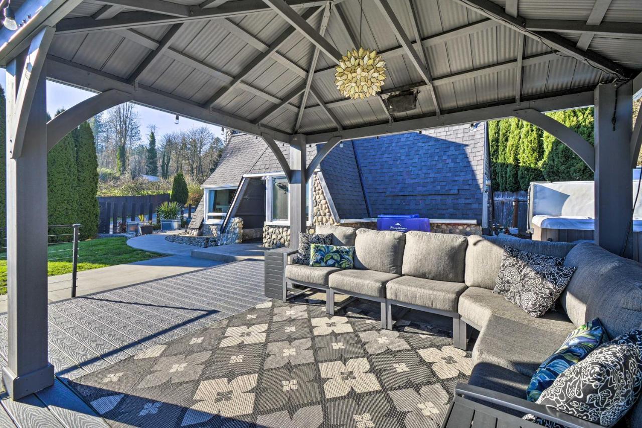 Puget Sound Cabin With Hot Tub And Water Views! Bremerton Luaran gambar